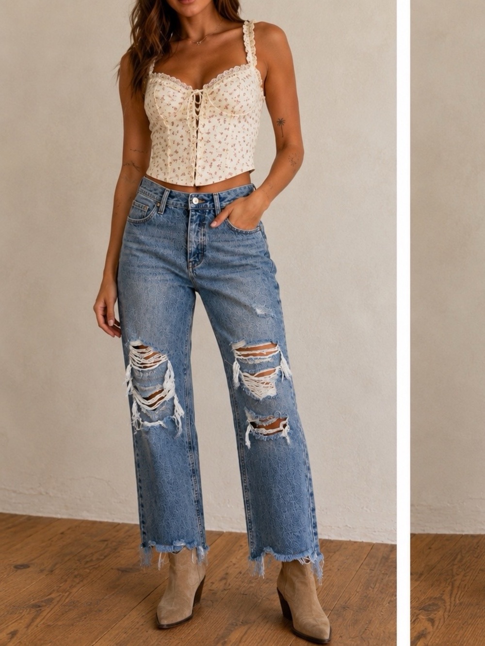 KanCan Light Blue Distressed Cropped Jeans